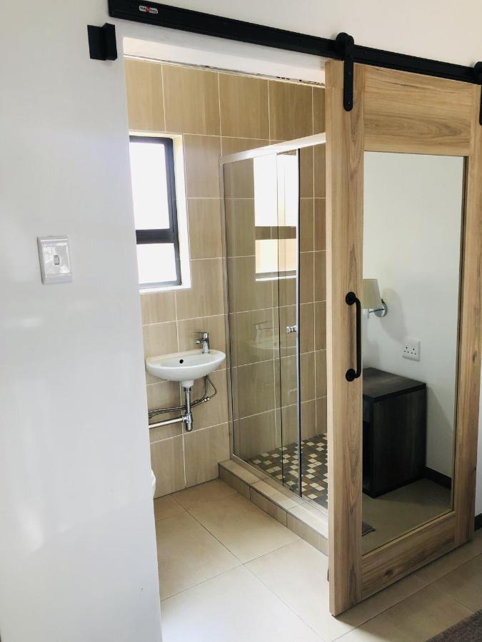 Tranquility Guesthouse Standerton Екстер'єр фото