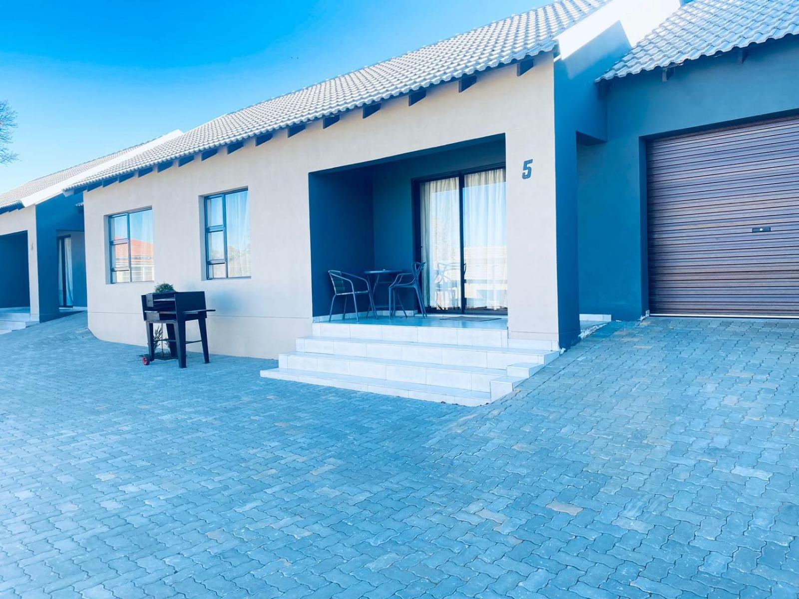 Tranquility Guesthouse Standerton Екстер'єр фото