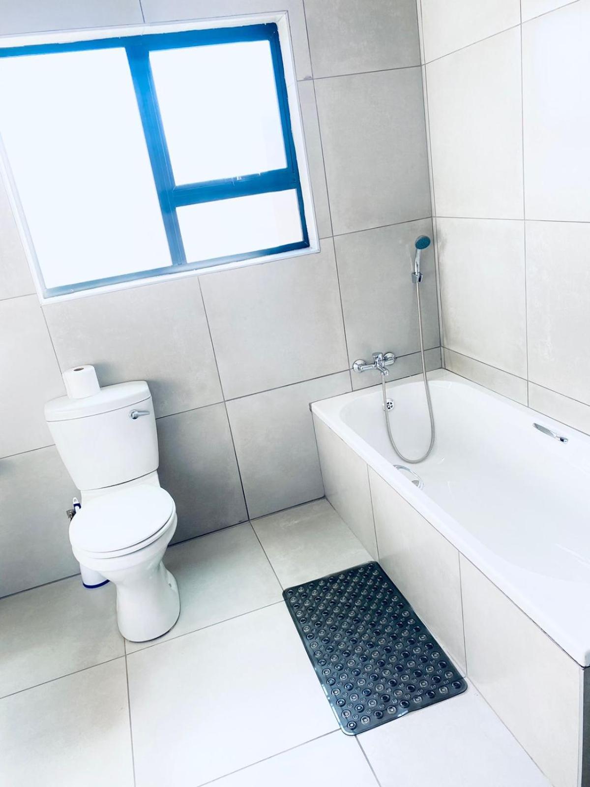 Tranquility Guesthouse Standerton Екстер'єр фото